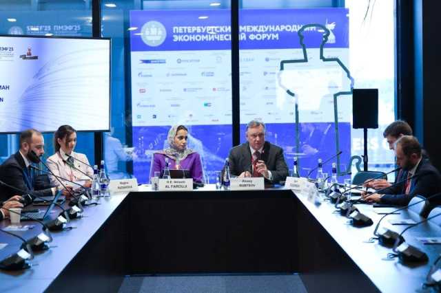 عُمان تستعرض مقوماتها الاستثمارية في منتدى سانت بطرسبورغ الاقتصادي 2025