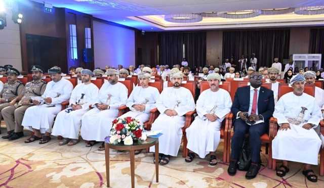 ملتقى بمسقط يناقش تحديات دمج حقوق الإنسان في الممارسات التجارية