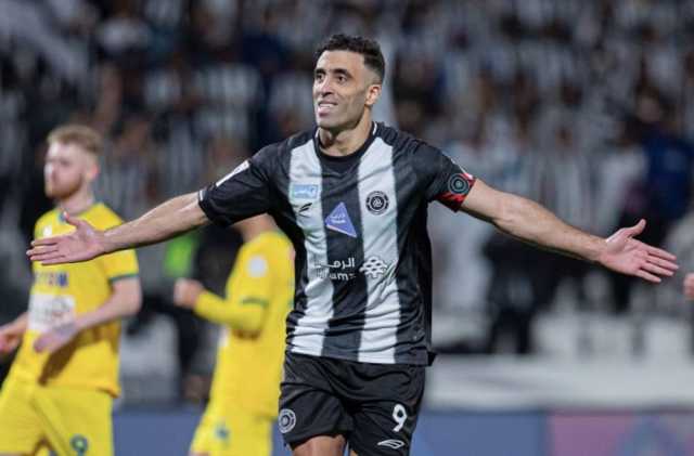 المهاجم المغربي حمدلله يلتحق بالهلال معاراً من الشباب