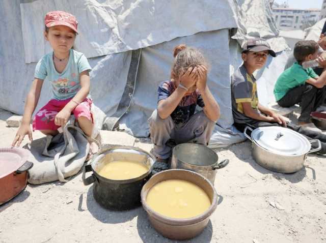 في غزة الجائعة.. الدواء لا ينفع والمعدة خاوية