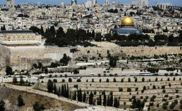 سلطنة عُمان تشيد وترحّب بالإعلان التاريخي للرئيس الفرنسي عزم بلاده الاعتراف بدولة فلسطين