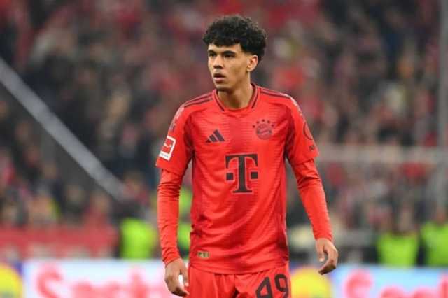 إيفرتون يتعاقد مع المغربي آزنو من بايرن ميونيخ