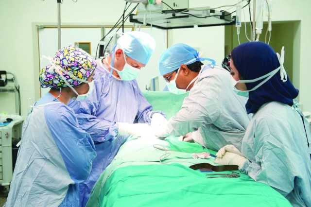 استئصال «جنين داخل جنين» في المستشفى السلطاني