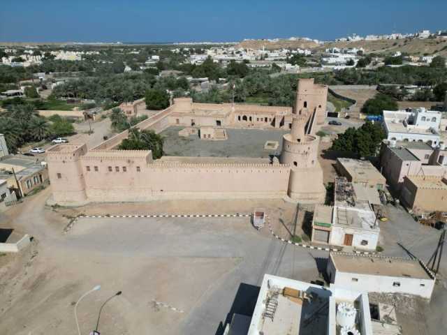 حصن بلاد صور .. مقر للولاة منذ مئات السنين في عهد اليعاربة ودولة البوسعيد