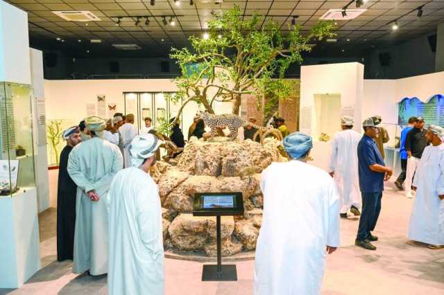 افتتاح معرض ظفار أعجوبة التاريخ الطبيعي بصلالة