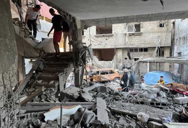 شهداء وإصابات جرّاء غارات الاحتلال الإسرائيلي على غزة وخان يونس