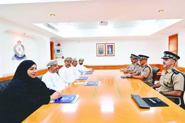 «النقل» تطلع على تجربة مركز المعلومات المالية في توظيف الذكاء الاصطناعي