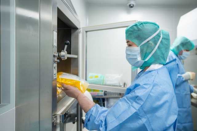 تدشين وحدة المحاليل الوريدية المركزية بمستشفى جامعة السُّلطان قابوس وفق أعلى معايير دولية