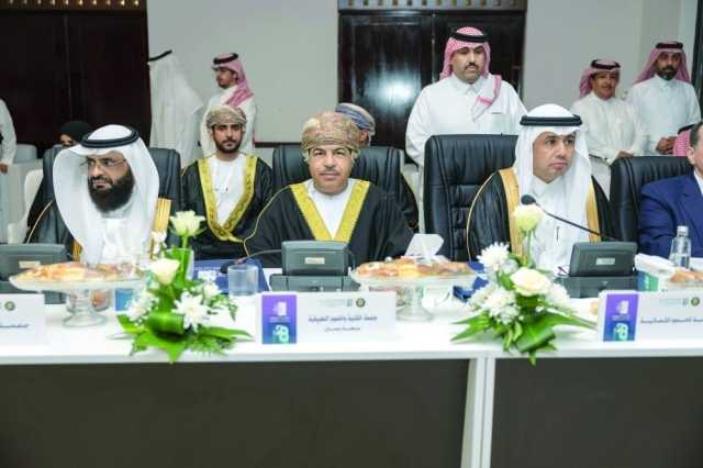 مناقشة تطوير البرامج الأكاديمية بالجامعات الخليجية