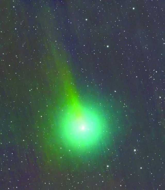 رصد مذنّب سوان في سماء سلطنة عُمان