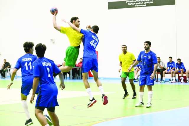 مسقط والسيب يتأهلان لنهائي دوري كرة اليد للشباب