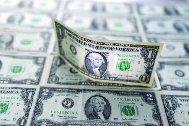 الذهب يقلص مكاسبه والدولار يتجه لتكبد خسارة أسبوعية وسط ترقب للبيانات الأمريكية