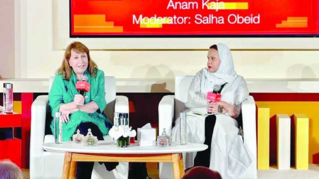 إنعام كجه جي تستعيد سيرة الكلمة بين بغداد وباريس وتكشف طبقات الذاكرة والمنفى