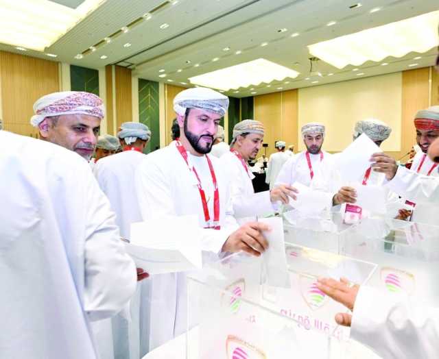 عمومية اتحاد القدم تعتمد تشكيل اللجان المستقلة وتطالب بإيجاد مستثمرين لتطوير اللعبة