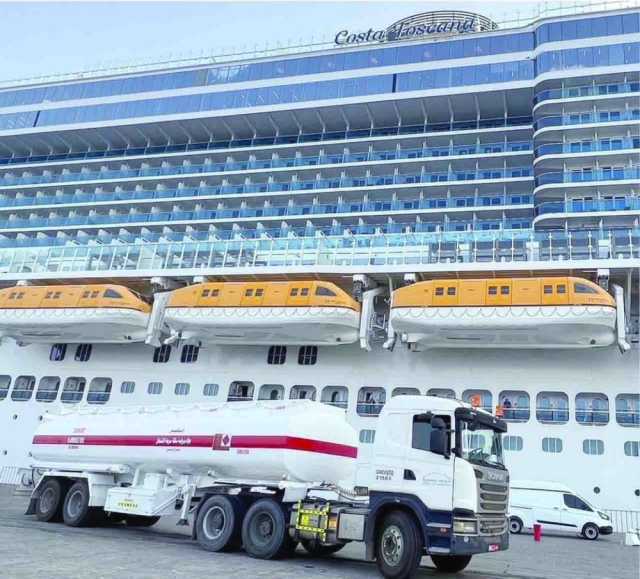 أسطول للتموين تسجل حضورا عمانيا في الموانئ الإقليمية والعالمية