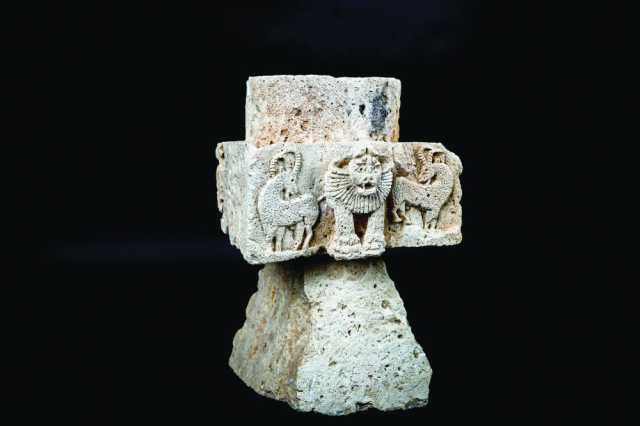 عُمان قبل التاريخ واحات الداخل وقرى الساحل