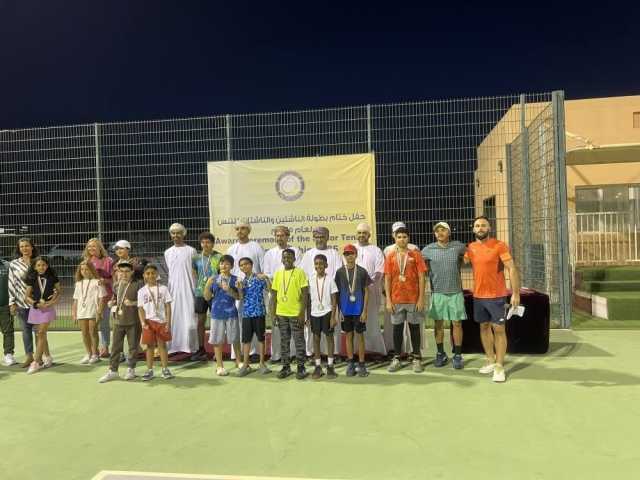 70 لاعبا في ختام البطولة الشهرية الثانية للتنس
