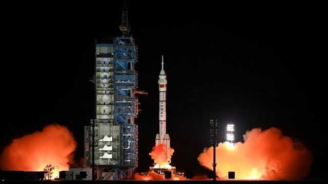 الصين تطلق بنجاح أقمارًا اصطناعية تجريبية جديدة