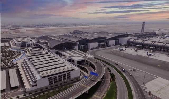 هيئة الطيران المدني تحتفي بالذكرى السابعة لافتتاح مطار مسقط الدولي والعاشرة لمطار صلالة