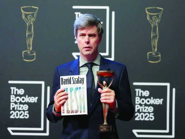 الكاتب الكندي المجري البريطاني ديفيد سزالاي يفوز بجائزة بوكر للرواية