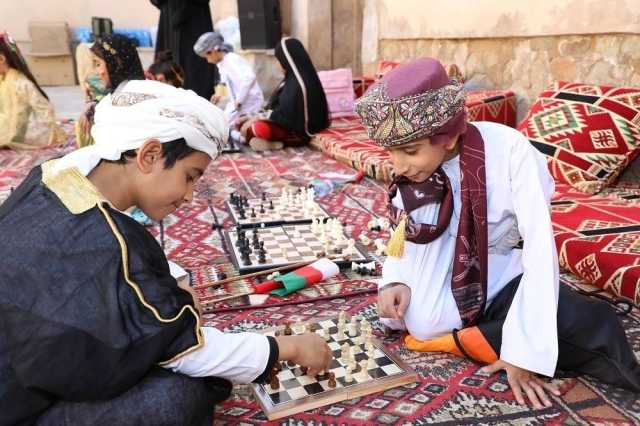 مشاركة واسعة في المهرجان المدرسي للشطرنج بالداخلية