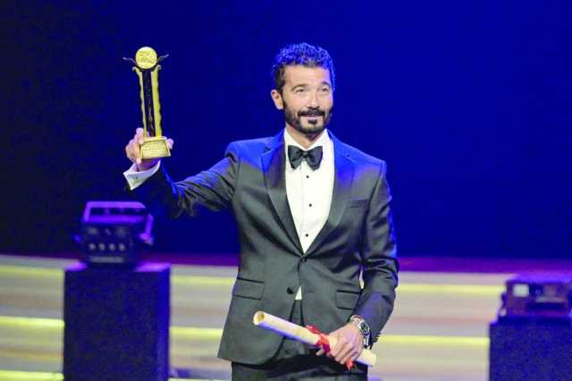 تكريم خالد النبوي في افتتاح الدورة 46 لمهرجان القاهرة السينمائي الدولي