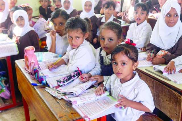 تلاميذ بلا أحذية وخيام بدل الفصول.. التعليم في اليمن يواجه ظروفًا كارثية