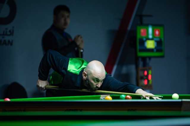 انطلاقة قوية لمنافسات الفرق في كأس العالم للسنوكر عُمان 2025