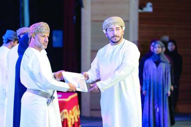 جامعة السلطان قابوس تُكرم 875 من طلبتها المجيدين