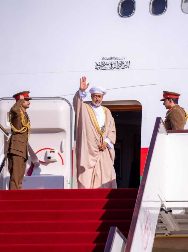 جلالةُ السُّلطان المُعظم يتوجّهُ إلى المنامة