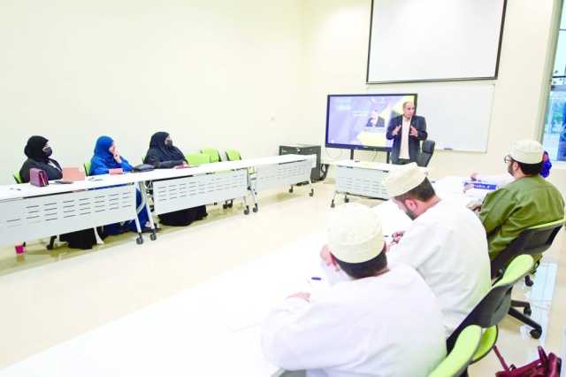 دورة في السرديات بعنوان: سرد الهامش بمحافظة ظفار