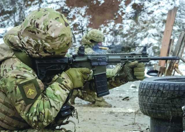 قادة أوروبيون يبحثون خطة السلام مع ترامب .. ولافروف: خسائر القوات الأوكرانية تتجاوز مليون فرد