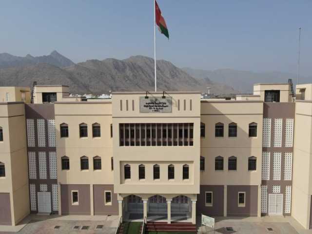 تعليمية جنوب الباطنة تكمل استعداداتها لاستقبال العام الدراسي الجديد