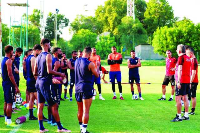 المنتخب الأول يكثف اتصالاته لتأمين مواجهات في معسكر الإمارات