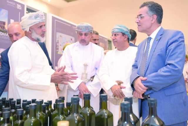بدء فعاليات الملتقى التونسي العُماني لشجرة الزيتون بالجبل الأخضر