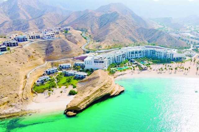 مليار و900 مليون ريال عائدات القطاع السياحي العُماني 2022