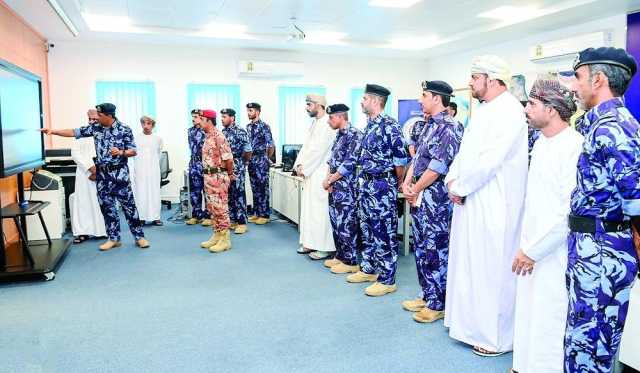 إعصار تيج يبدأ تأثيراته المباشرة على محافظتي ظفار والوسطى.. غدا