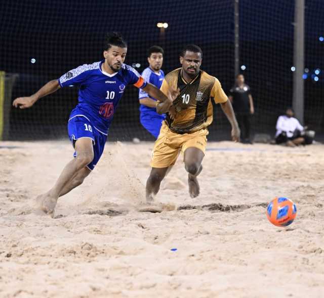 العامرات يقسو على مصيرة بالثمانية في افتتاح دوري قدم الشواطئ