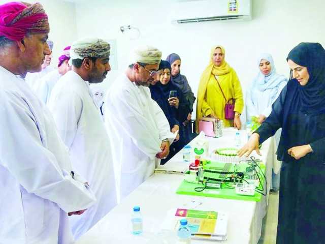 الاطلاع على مشاريع المدارس الخضراء بشمال الباطنة