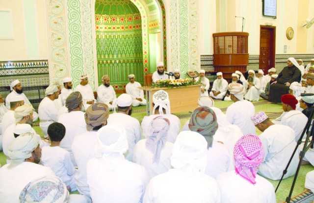 لطائف قرآنية محاضرة بجامع السلطان قابوس بالبريمي