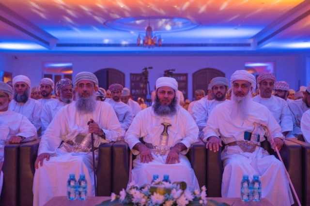 تكريم حفظة القرآن والخطباء بمنح