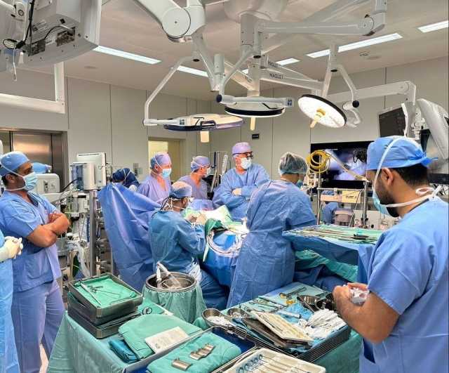تقنيات متقدمة لإجراء جراحات القلب في سلطنة عمان