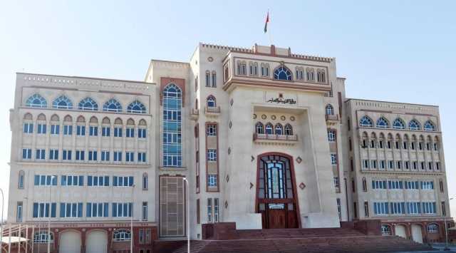 التربية تعتمد الدليل الاسترشادي لتسجيل الطلبة بالمدارس الخاصة