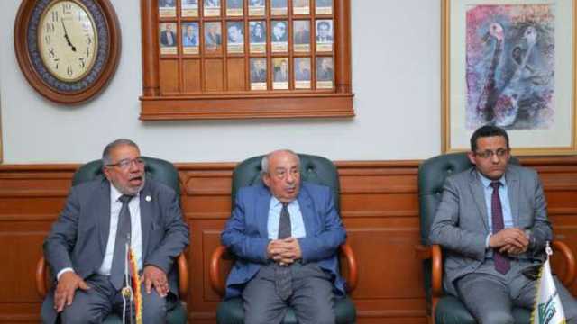 النقابات المهنية: إعداد قائمة موحَّدة بأسعار التحاليل الطبية والخدمات الصحية