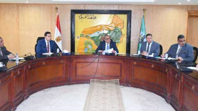 محافظ الفيوم يتابع مستجدات العمل في منظومة التصالح بمخالفات البناء