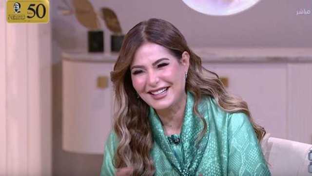 «قصة عشق من 30 سنة».. صابرين تروي قصة حبها وزواجها