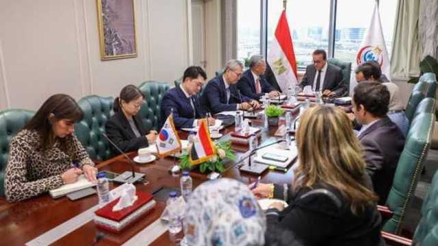وزير الصحة يبحث مع سفير كوريا الجنوبية تعزيز التعاون الطبي بين البلدين