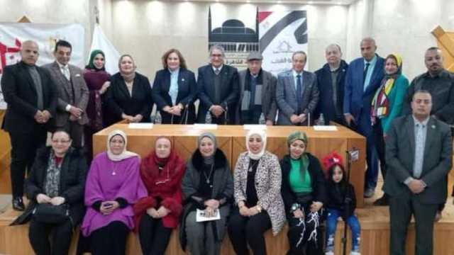 بيت العائلة المصرية يُعزز قيم المواطنة في ندوة تثقيفية بمكتبة القاهرة