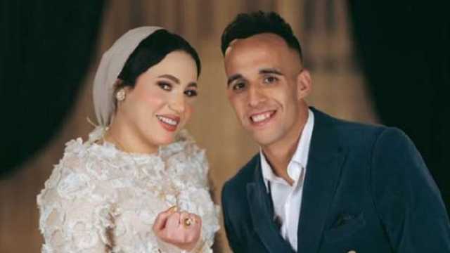 صور جديدة مع خطيبته.. ناصر منسي لاعب الزمالك يحتفل مجددا