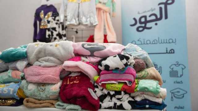 عضو بالتحالف الوطني يوزع طني لحوم و10 آلاف قطعة ملابس بمركز قوص في قنا